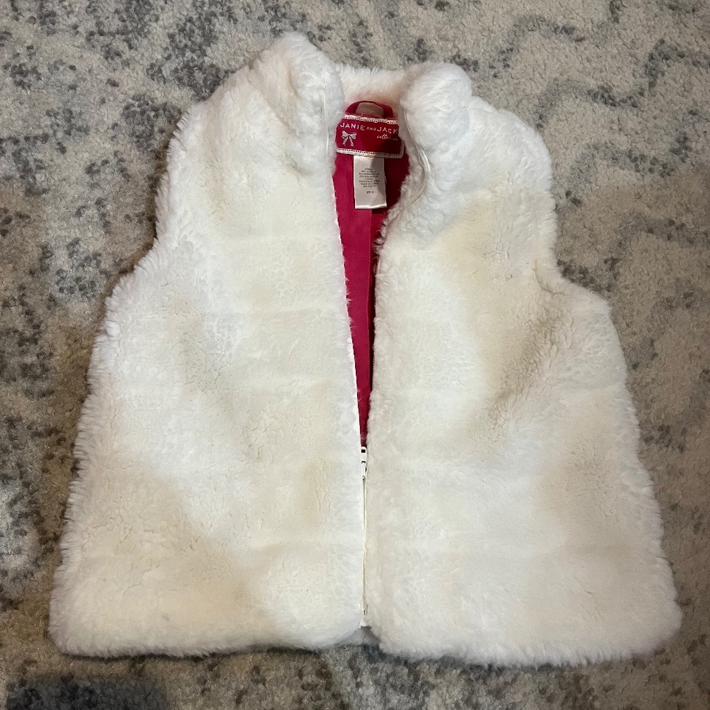 Janie and jack vest size 2-3